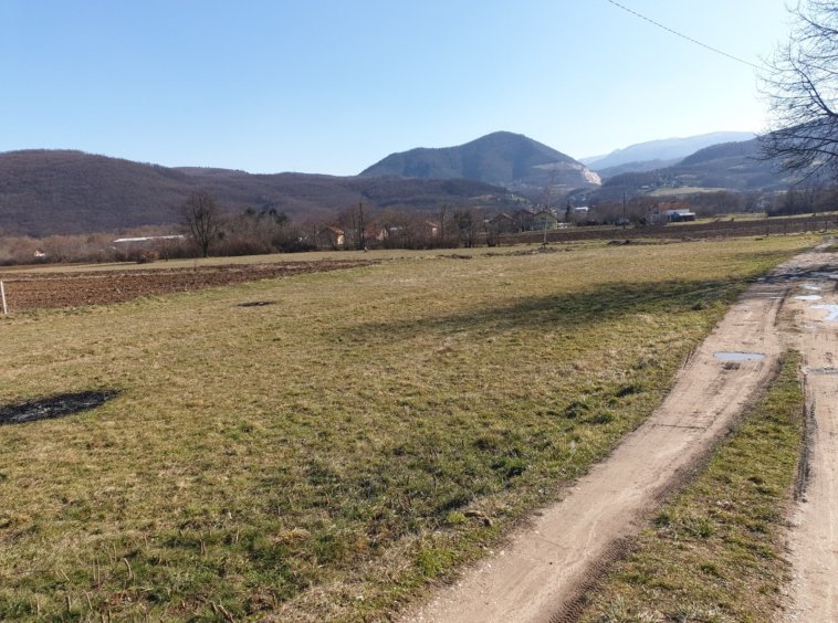 prodaja, zemljište, Novi Travnik, Nević Polje, Etos Nekretnine, nekretnine, Etos, agencija za nekretnine