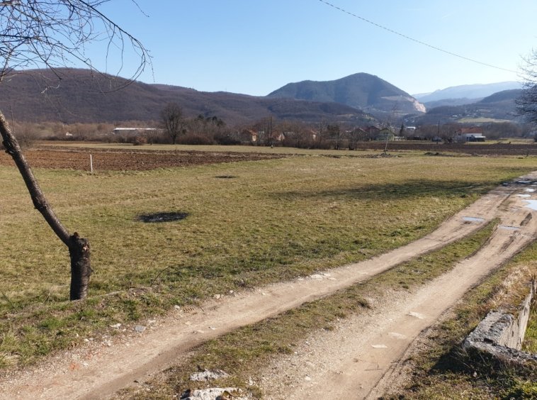 prodaja, zemljište, Novi Travnik, Nević Polje, Etos Nekretnine, nekretnine, Etos, agencija za nekretnine