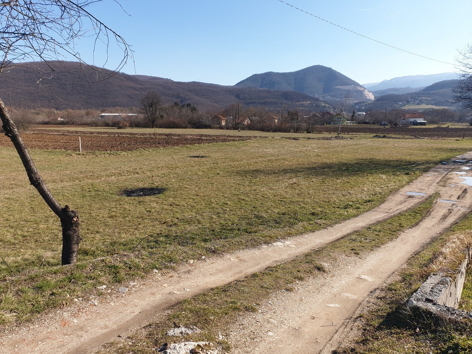 prodaja, zemljište, Novi Travnik, Nević Polje, Etos Nekretnine, nekretnine, Etos, agencija za nekretnine